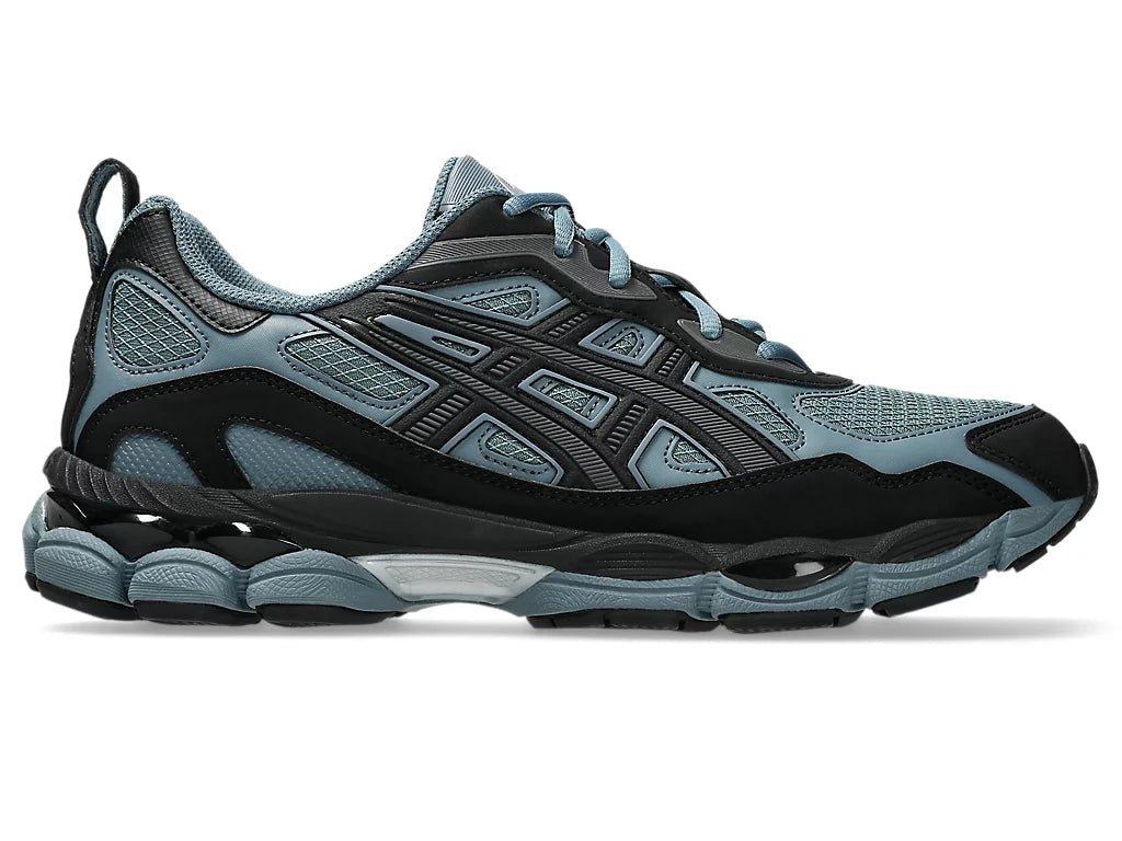 ASICS Sneakers