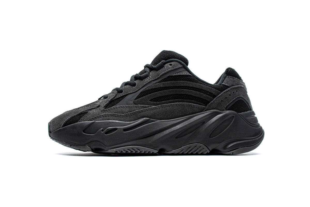 YEEZY Boost 700