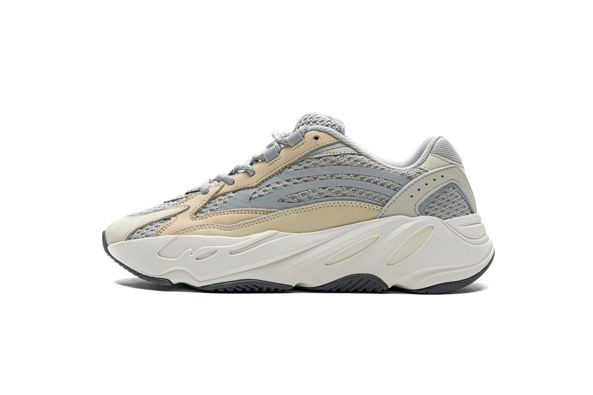 YEEZY Boost 700