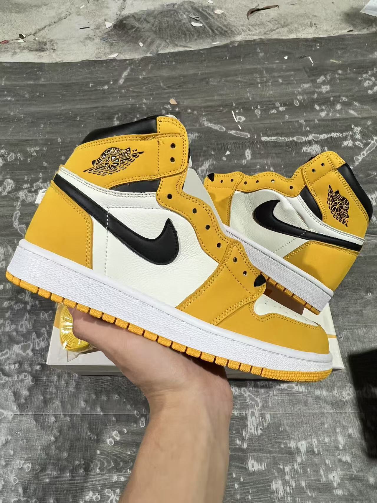 Air Jordan 1 Retro OG - ZOE FITNESS