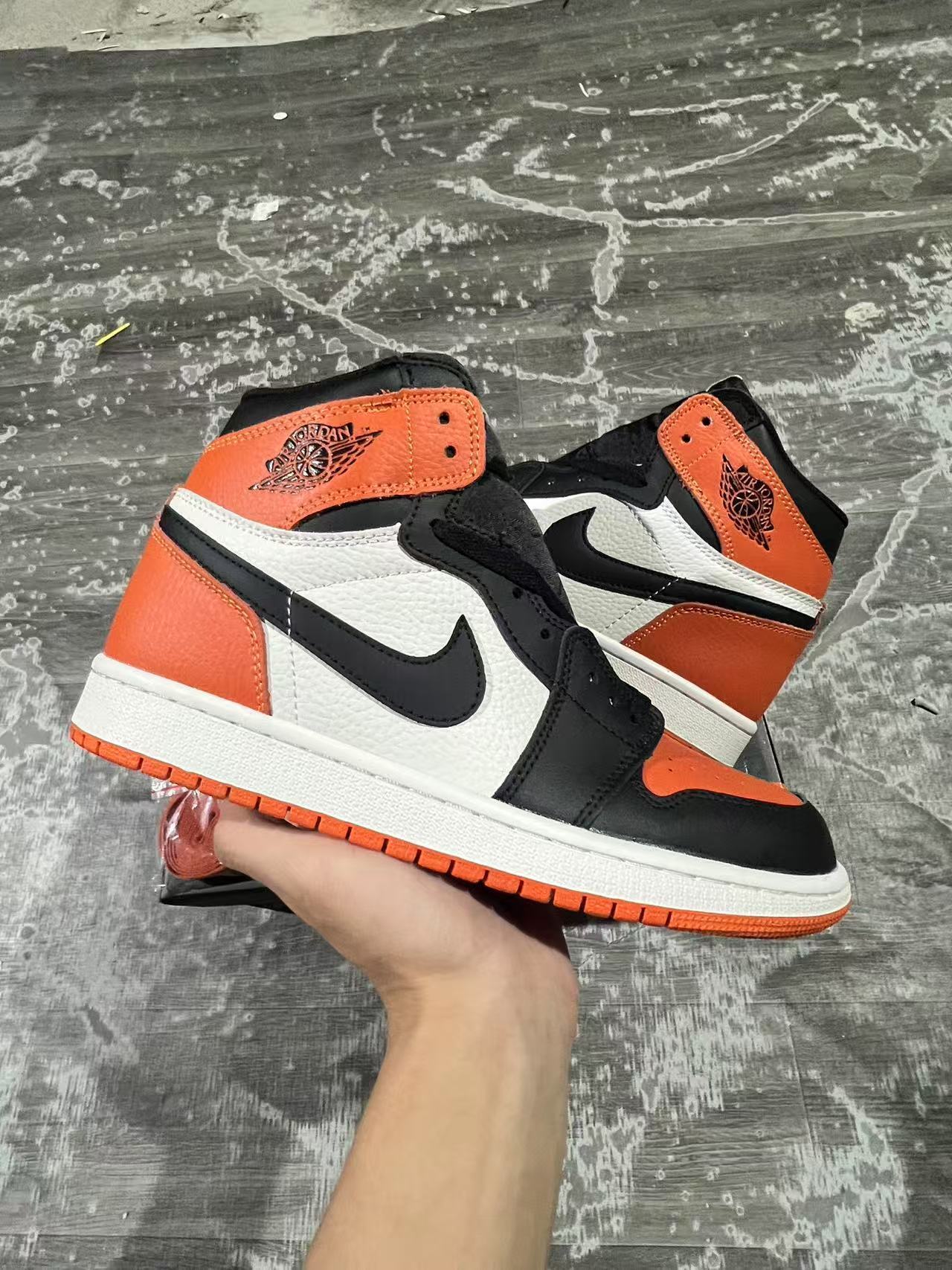 Air Jordan 1 Retro OG - ZOE FITNESS
